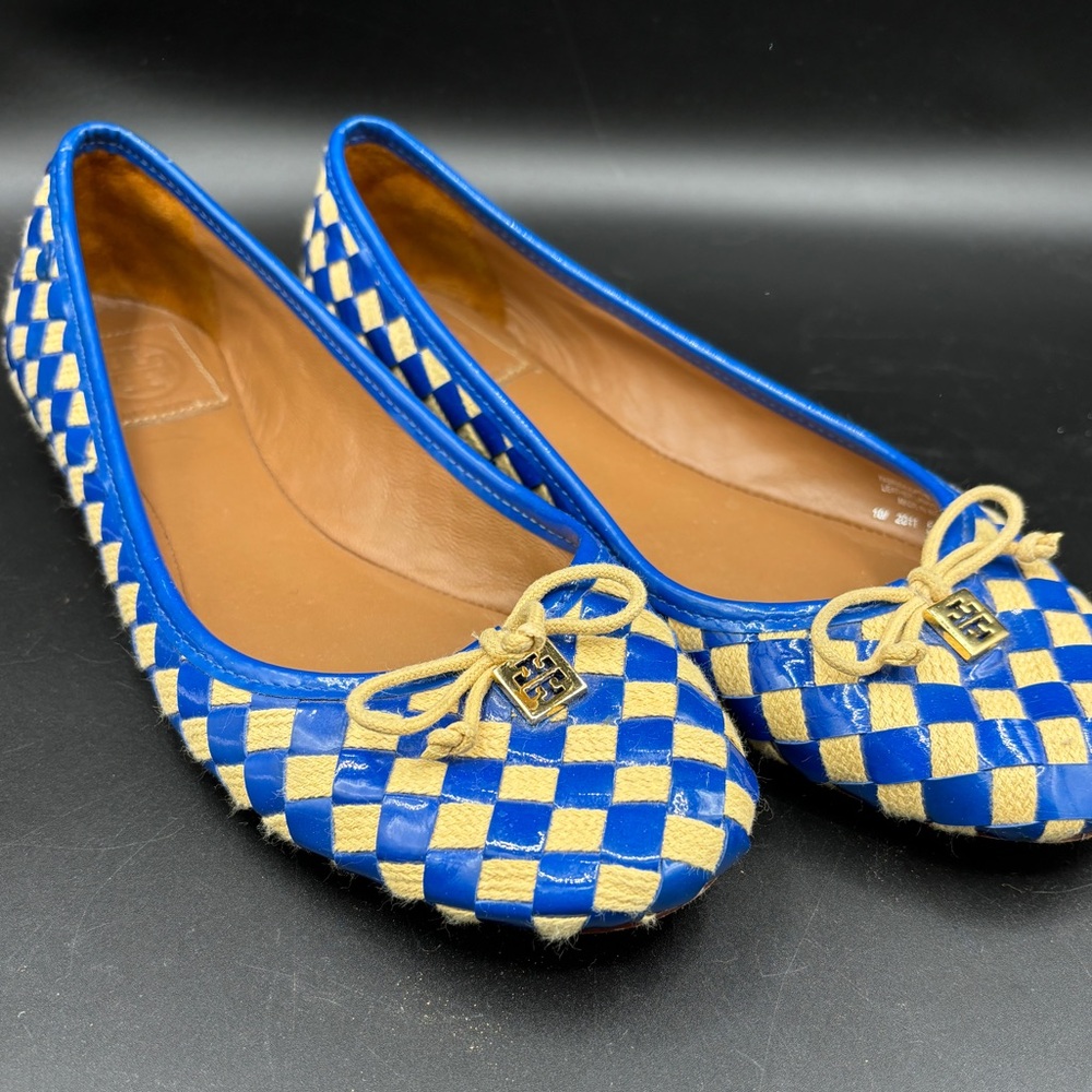 Tori Burch size  8 blue and tan checker woven leather ballet flats